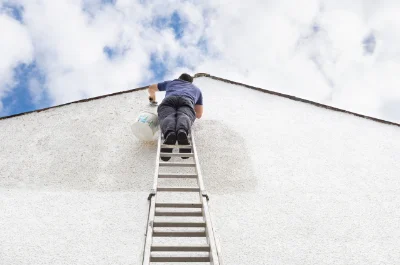 Peinture extérieure à la Brée-les-Bains — façades et ravalement